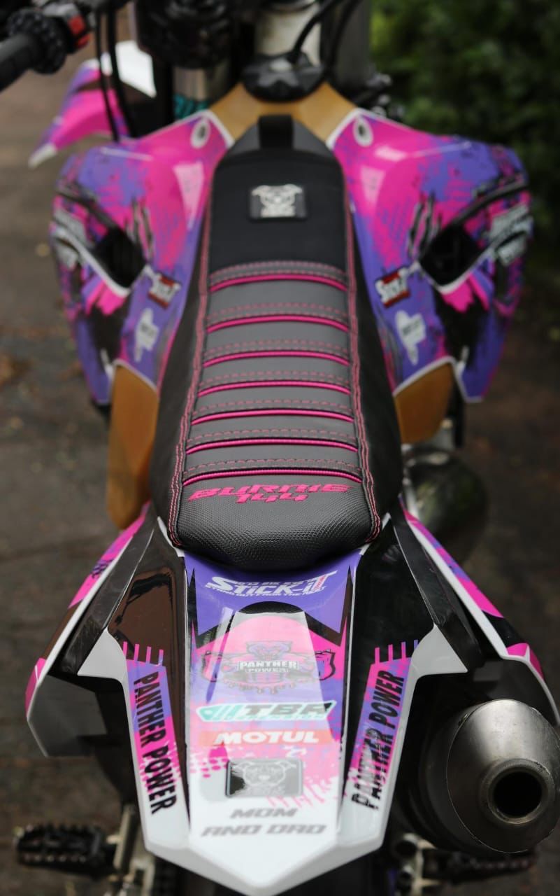 Izzy Design - Dirt Bike Custom Gripper Seat Covers