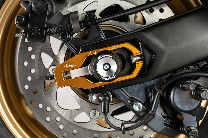 Lightech - Chain Adjusters Yamaha T-Max 500, 530 & 560