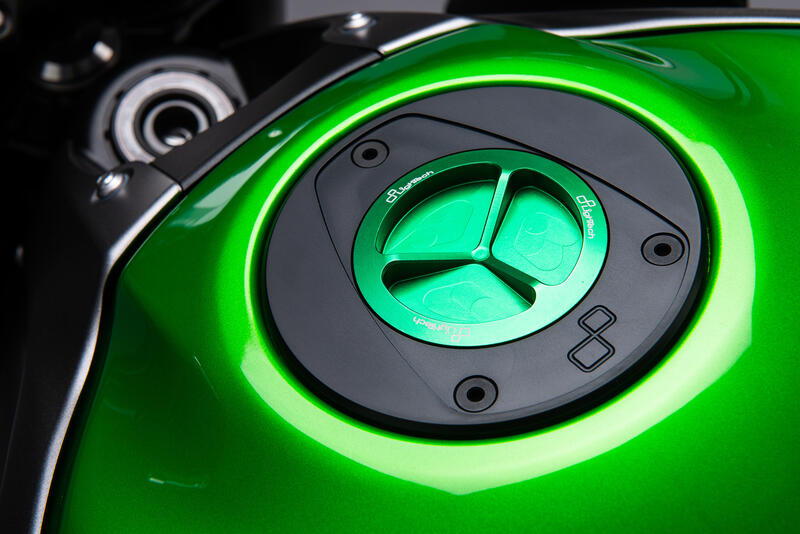 Lightech - Spin & Locking Fuel Cap Kawasaki Ninja ZX10R, ZX6R, 1000 SX, 400, Z650, Z900 (2017+)