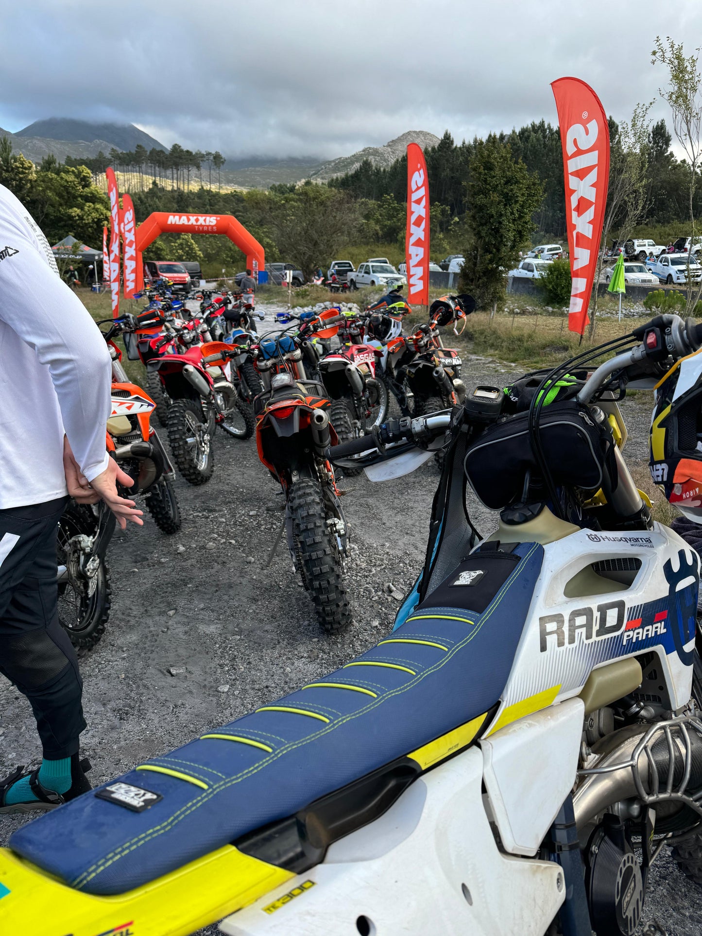 Izzy Design - Dirt Bike Custom Gripper Seat Covers