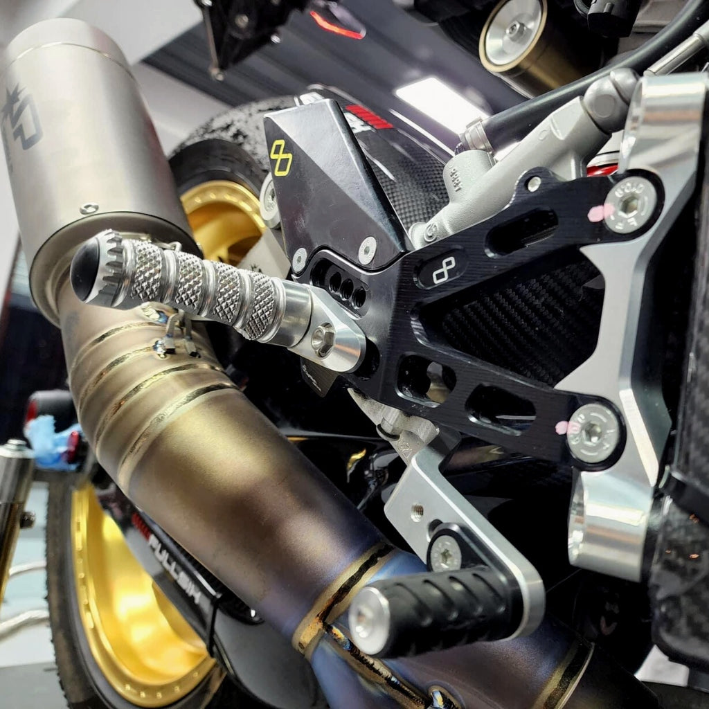 Lightech - Adjustable Rear Sets Fixed or Folding Footpeg BMW S1000RR & M1000RR (2019-2025)